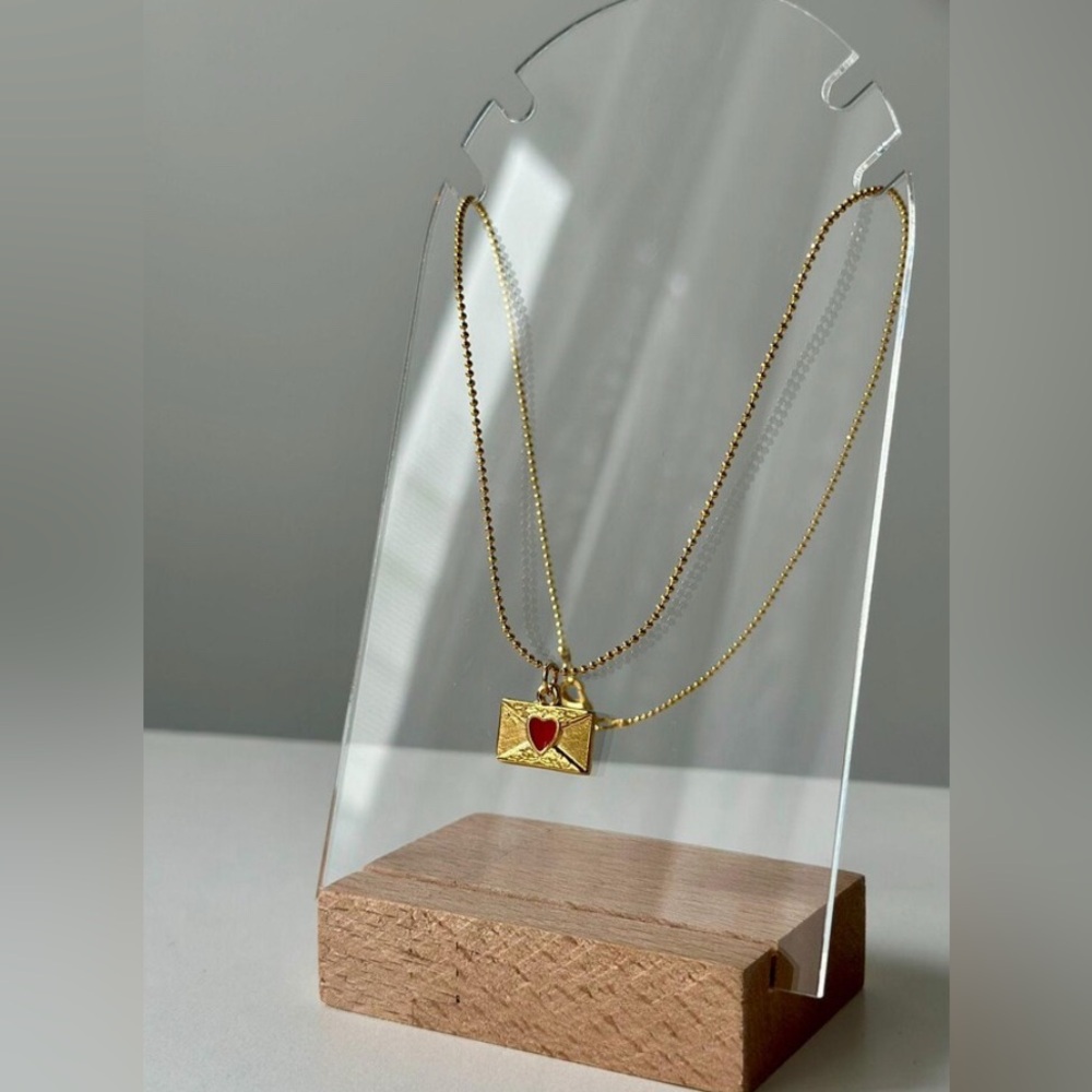 18k Gold Plated Openable Envelope Pendant Necklace with Red CZ Heart. New.